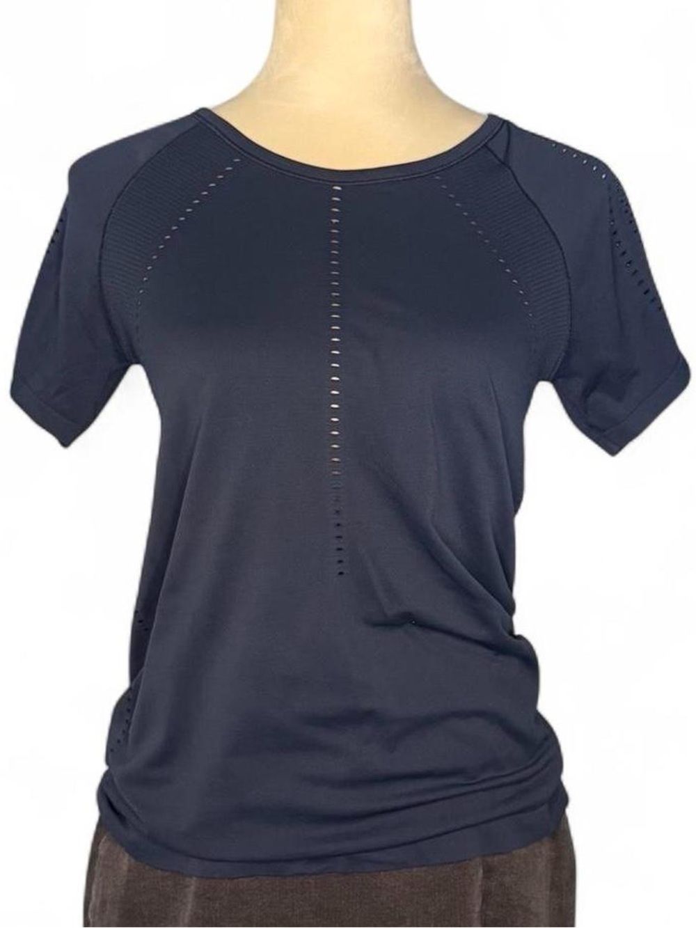 Athleta foothill seamless perforated navy short sleeve tee S - athletic sporty